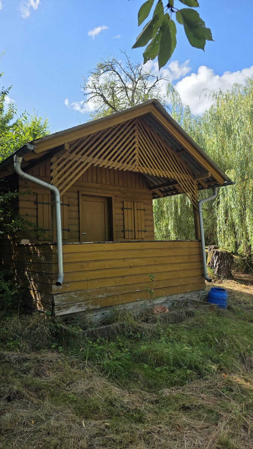 Holzhütte hochkant